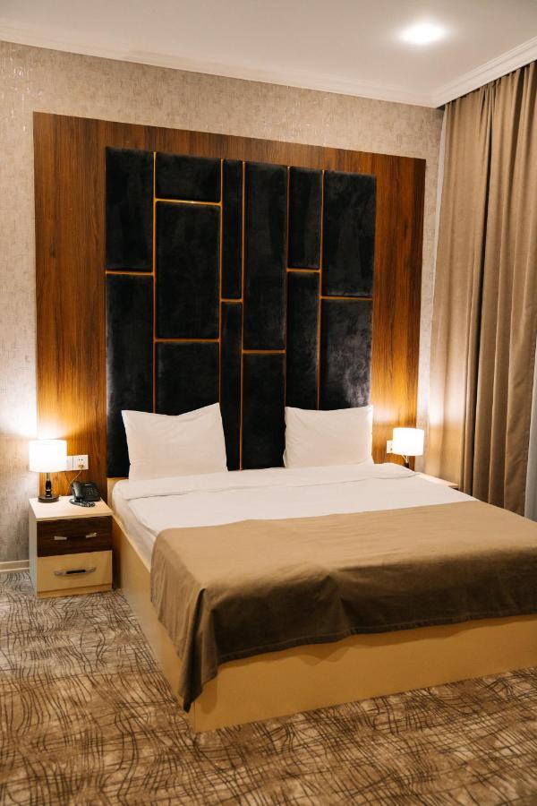 The Clocktower Hotel Baku Exterior foto